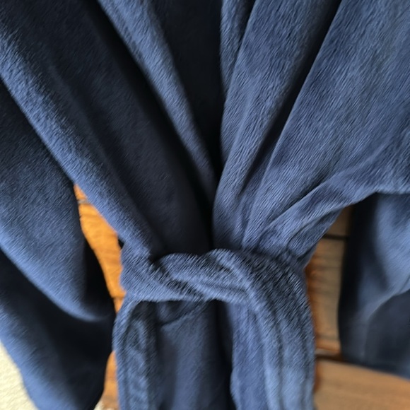 GAP Kids Softest Robe - Picture 3 of 3